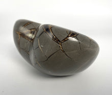 Load image into Gallery viewer, Utah Septarian Geode Heart sculpted and polished from a Septarian geode with a stunning calcite, aragonite crystal and limestone pattern