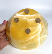 Load image into Gallery viewer, Honeycomb Calcite Bowl lapidary carved and beautifully polished