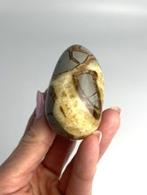 Load image into Gallery viewer, Septarian Geode Crystal Egg Geo Decor
