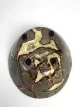 Load image into Gallery viewer, GeoDecor Septarian Bowl 5 1/4"