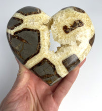 Load image into Gallery viewer, Utah Septarian Geode Heart sculpted and polished from a Septarian geode with a stunning calcite, aragonite crystal and limestone pattern