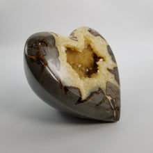 Load image into Gallery viewer,  3d Septarian Heart made from a Septarian Geode with a beautiful open cavity full of stunning calcite crystals