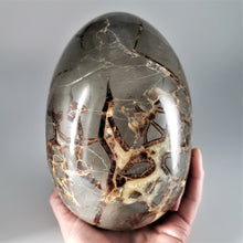 Load image into Gallery viewer, X-LARGE 6.75&quot; Utah Septarian Geode X-SPARKLE Crystal Egg Sculpture
