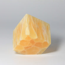 Load image into Gallery viewer, 2.25&quot;-2.5&quot; Honeycomb Calcite Cube
