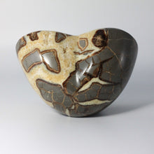 Load image into Gallery viewer,  3d Septarian Heart made from a Septarian Geode with a beautiful open cavity full of stunning calcite crystals
