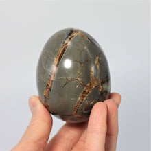 Load image into Gallery viewer, 2.5-3" Septarian Geode Crystal Egg Sculpture