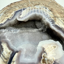 Load image into Gallery viewer, Dugway Geode Close-up of an agate lined cavity with a geode quartz interior

