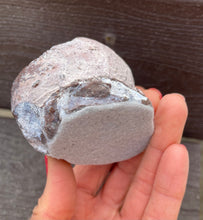 Load image into Gallery viewer, Dugway Geode Standup with felt base
