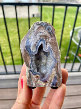 Load image into Gallery viewer, Dugway Geode standup with Stunning Quartz Crystal and Agate lined interior
