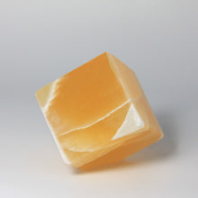 Load image into Gallery viewer, 3&quot; Honeycomb Calcite Cube
