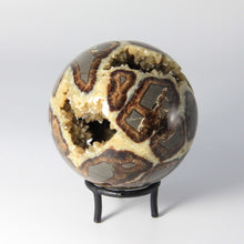 Load image into Gallery viewer, Utah Septarian Sphere 3.5-4&quot;
