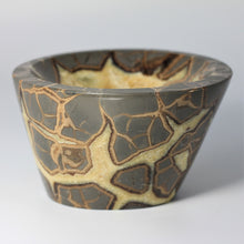 Load image into Gallery viewer, Septarian Bowl tall
